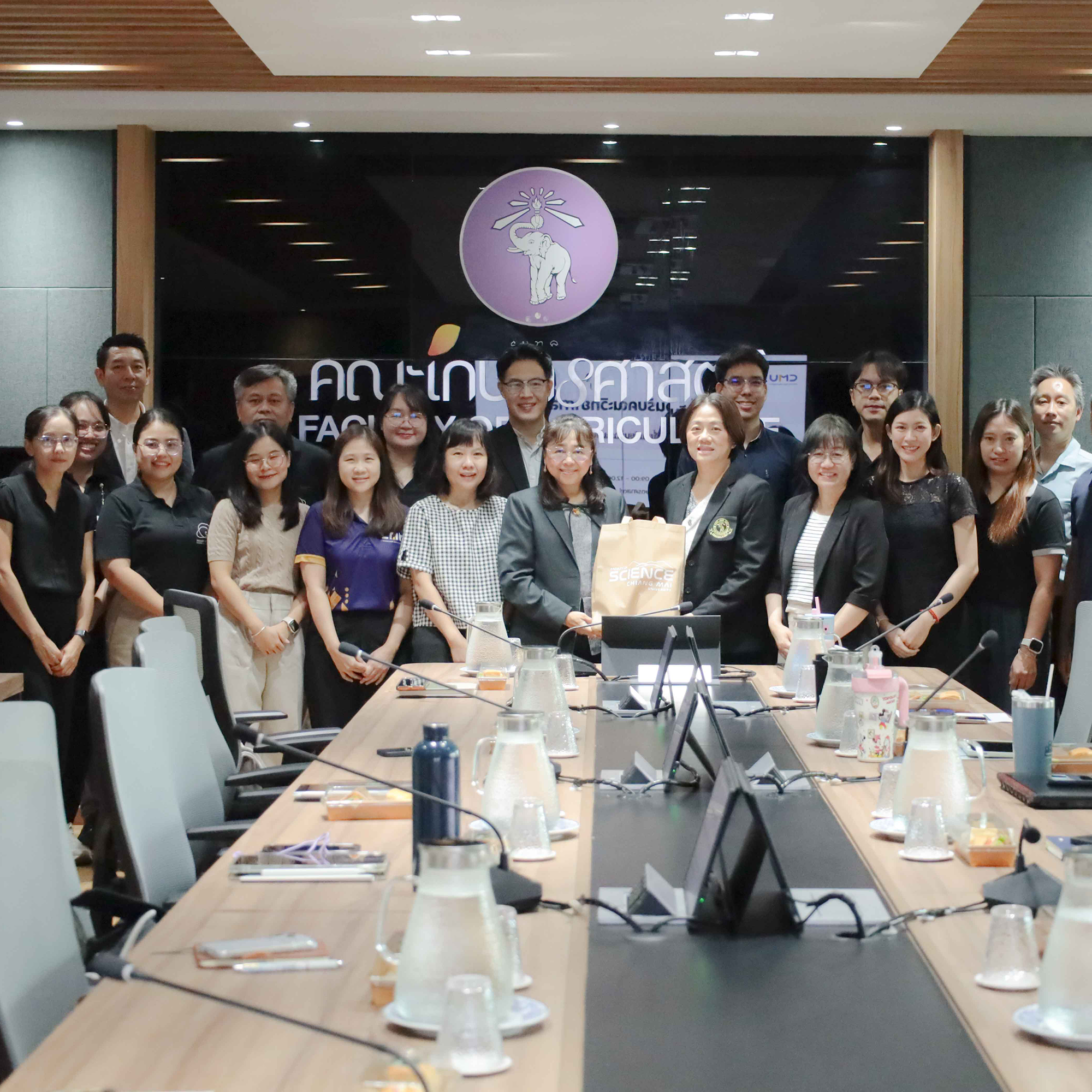 คณะวิทยาศาสตร์นำทีมผู้บริหารและบุคลากรศึกษาดูงานการพัฒนากระบวนงานบริหารจัดการโครงการ ณ คณะเกษตรศาสตร์ มช.